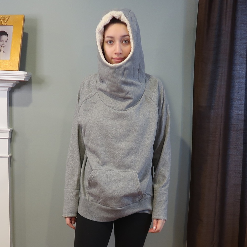 Bench sweater